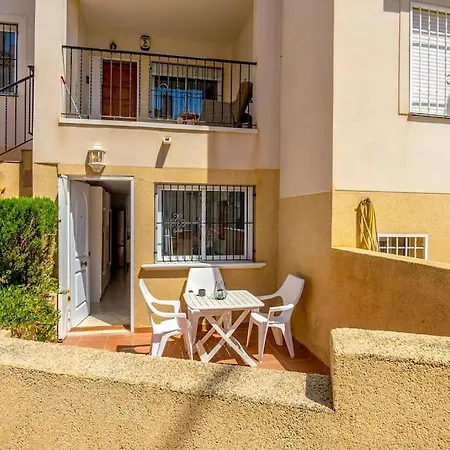 He Sunny Terrace T *